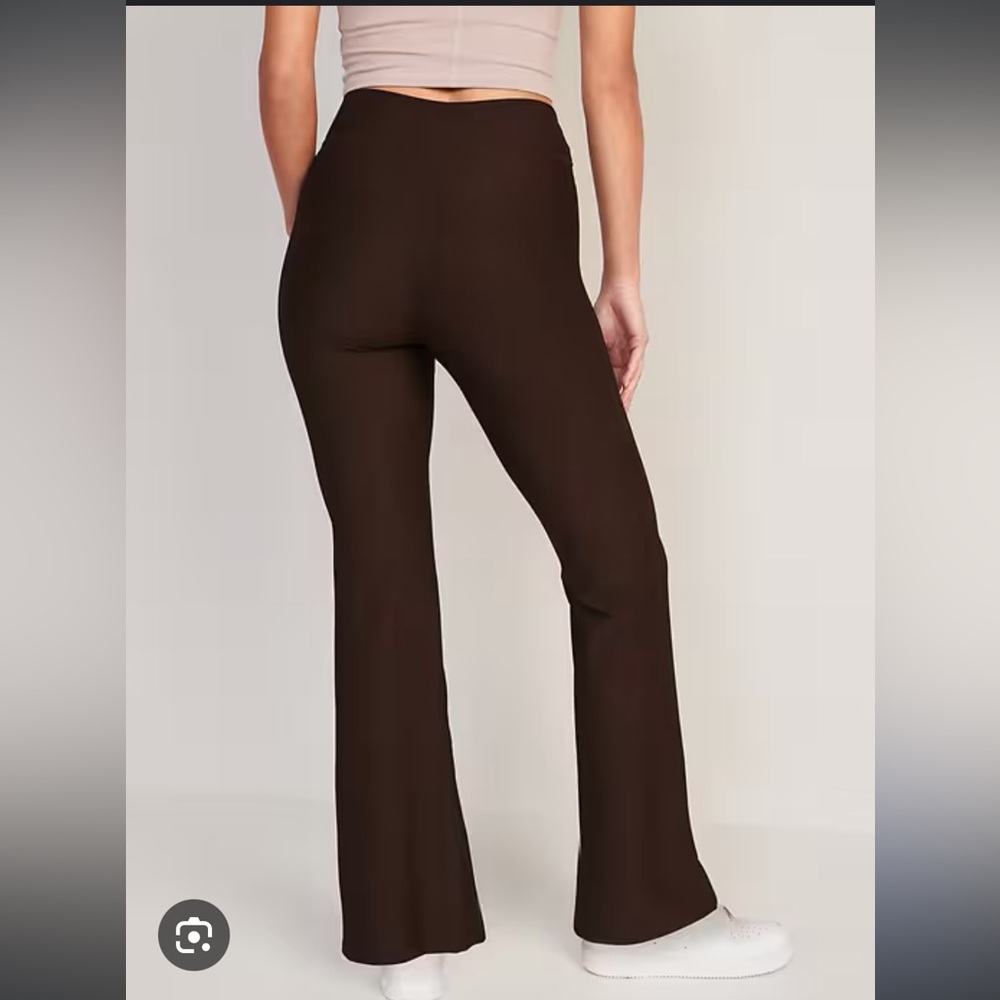 NWT Old Navy Powersoft Flare Leggings